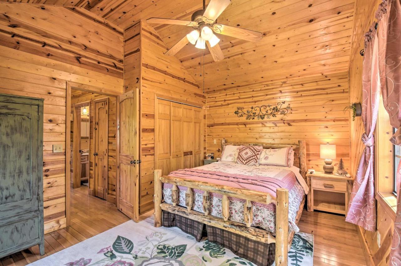 Cozy Hiawassee Cabin With Fire Pit And Mtn Views! Exterior foto