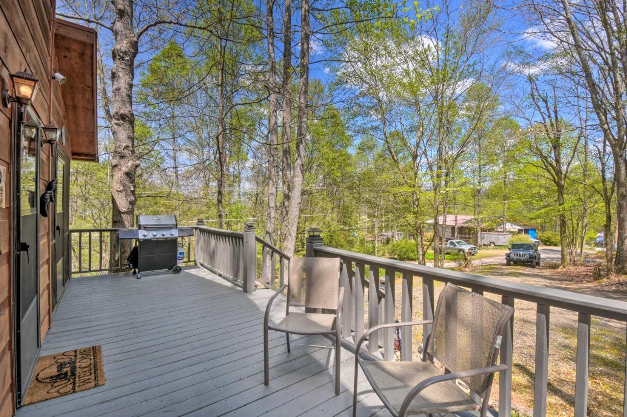 Cozy Hiawassee Cabin With Fire Pit And Mtn Views! Exterior foto